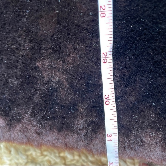 Vintage Brown Mob Wife Aesthetic Faux Fur Coat Size Medium to Large - Picture 11 of 16